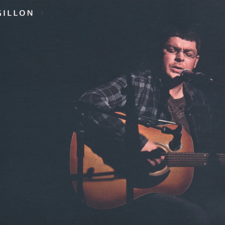 Ljósmynd á umslagi tók Hjalti Árna.