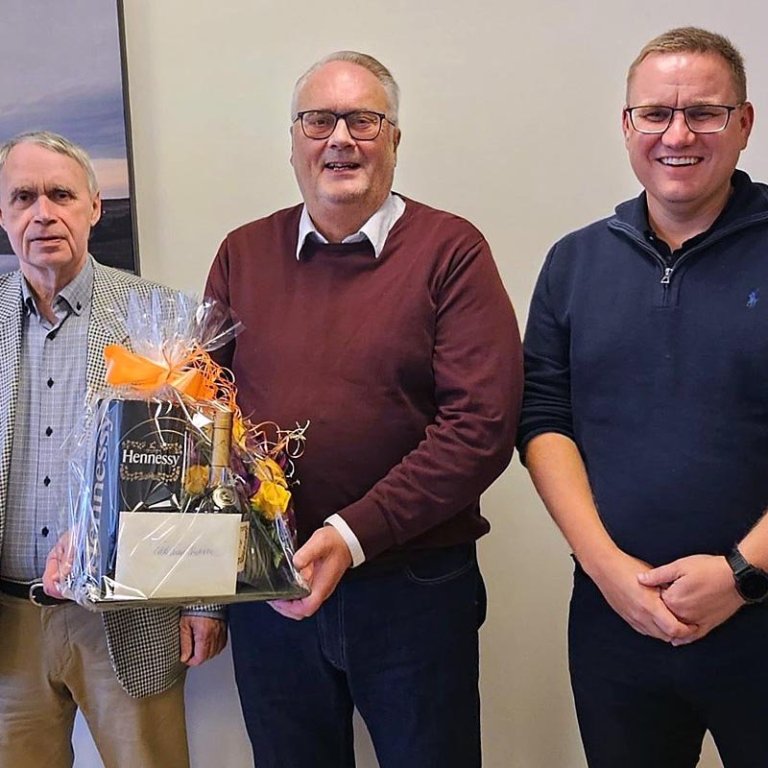 Þórólfur kaupfélagsstjóri, Gísli Svan og Friðbjörn Ásbjörnsson, framkvæmdastjóri FISK Seafood. MYND AF SÍÐU FISK