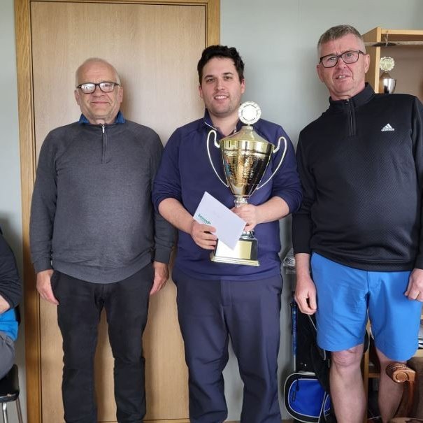 Meistaraflokkur karla: Jón, Eyþór og Valgeir. Mynd: FB/GÓS