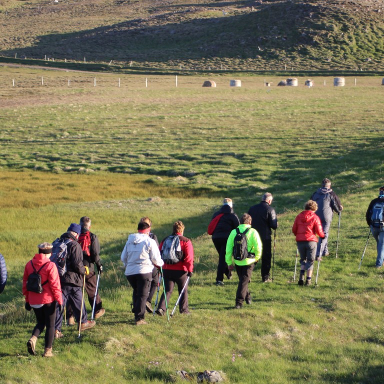 Sumaraukinn í september er tilvalinn til útivistar og gönguferða, ekki síst í yfirstandandi hreyfiviku. Mynd: KSE.