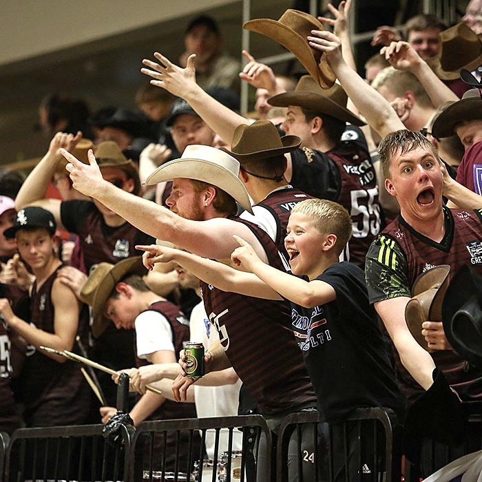 Munu Grettismenn gera strandhögg í Evrópu? Er ekki rétt að fara að panta þotu? MYND: HJALTI ÁRNA