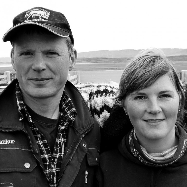 Gunnlaugur og Helga Sjöfn bjóða upp á grafna gæsabringu, file og lundir af lambahrygg og bláberjaostaköku í eftirrétt.