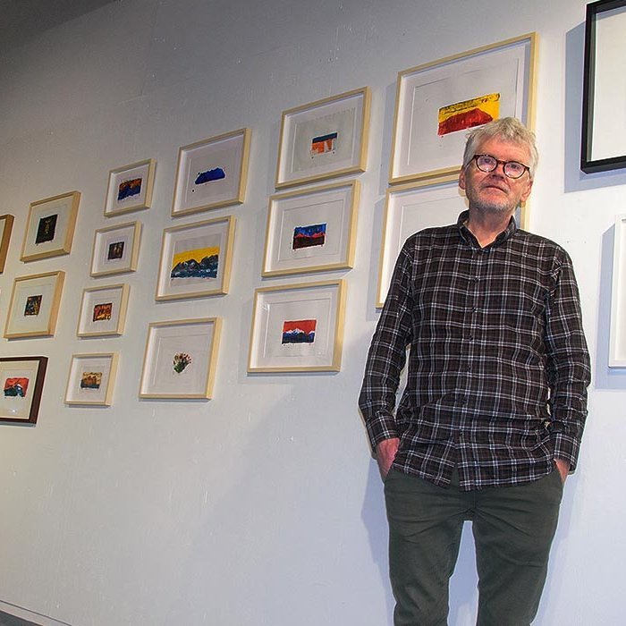 Gyrðir við einn sýningarvegginn. MYND: NÖKKVI ELÍASSON