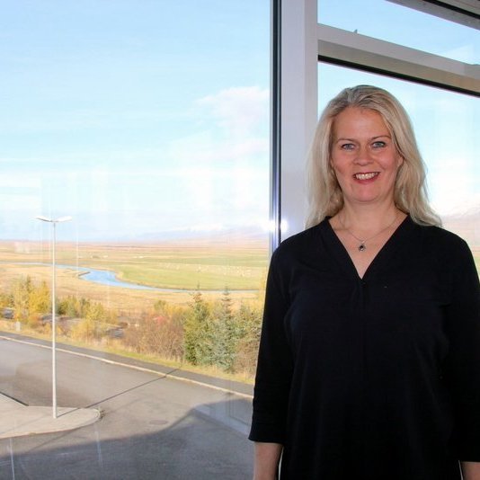 Helga Rós Indriðadóttir. Myndin er tekin í Stefánsstofu í Miðgarði. Mynd:FE