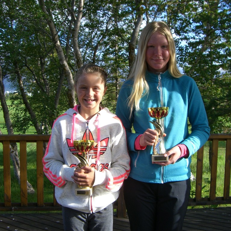 Anna Karen og Hildur Heba urðu Norðurlandsmeistarar í sínum flokkum. Mynd: gss.is.