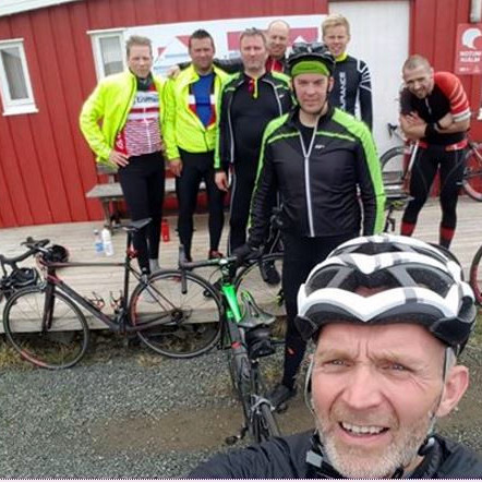 Liðsmenn Drangeyjar í hjólatúr fyrir WOW Cyclothon. Mynd: Team Drangey.