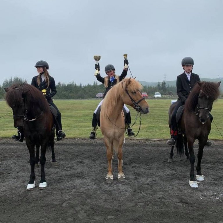 Hjördís Halla Þórarinsdóttir, samanlagður sigurvegari í barnaflokk. Mynd: Sigríður Gunnarsdóttir.