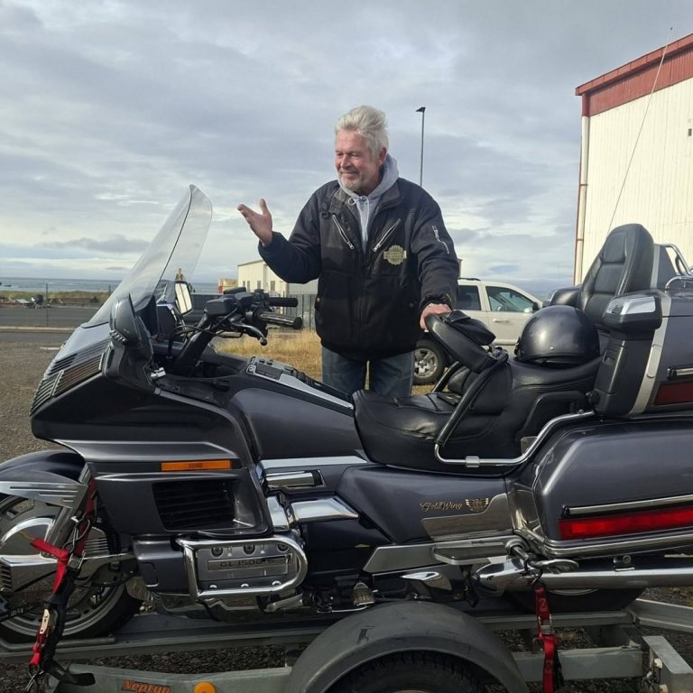 Hjörtur Þór kveður Gullvænginn. Mynd: Af netinu.