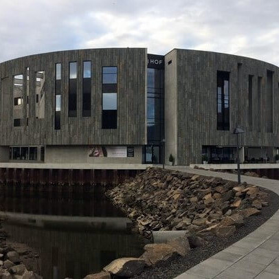 Sýningin verður haldin í Menningarhúsinu Hofi í október. Mynd: Menningarhús.is