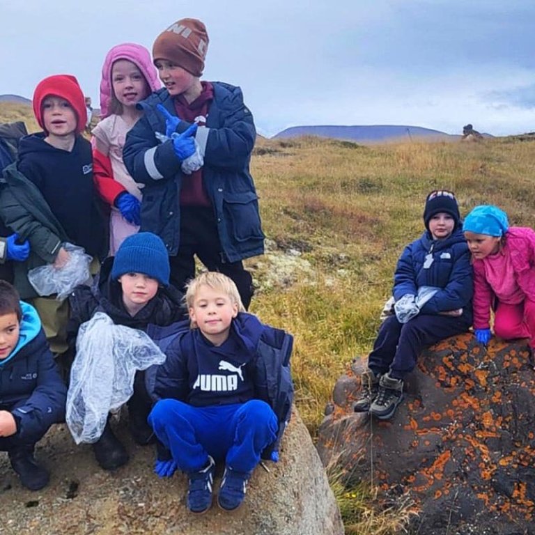 Hluti nemenda Höfðaskóla í góðum fíling. MYND AF SÍÐU HÖFÐASKÓLA