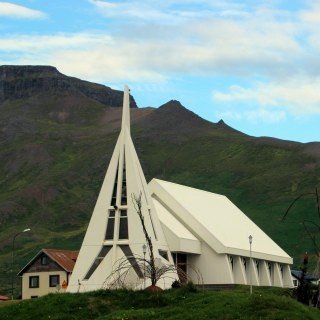 Hólaneskirkja á Skagaströnd. Mynd:KSE