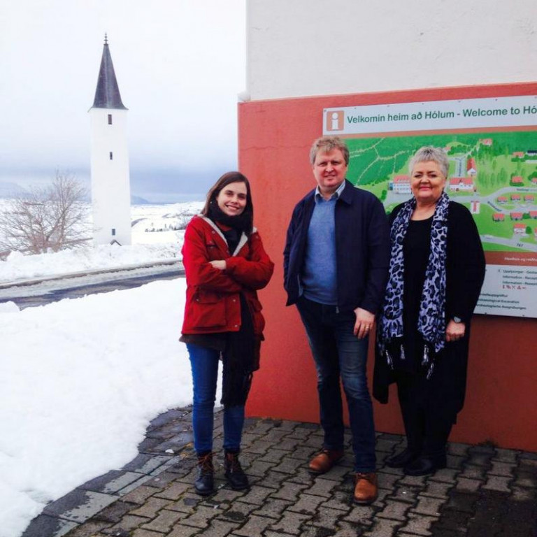 Bjarni Jónsson ásamt Katrínu Jakobsdóttur, formanni VG og Björgu Baldursdóttur sem skipar 3. sæti VG og óháðra í Skagafirði. Mynd aðsend.