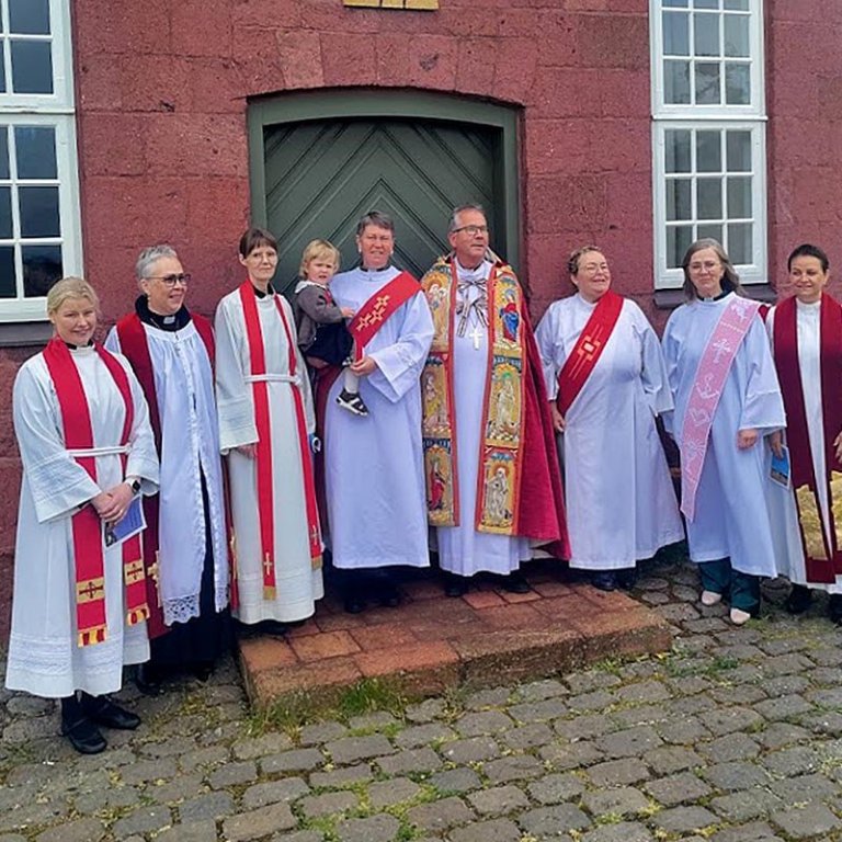 Einvalalið fyrir utan Hóladómkirkju. MYND: GUNNI RÖGG