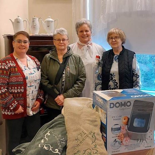 Húsfreyjur á Vatnsnesi láta gott af sér leiða