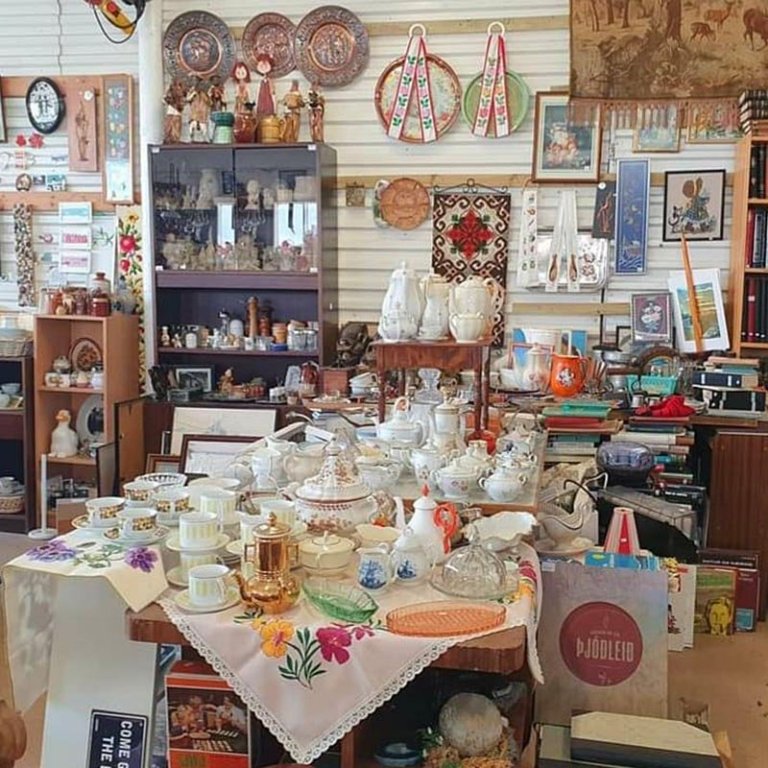 Frá Nýtjamarkaðnum. MYND AF FB