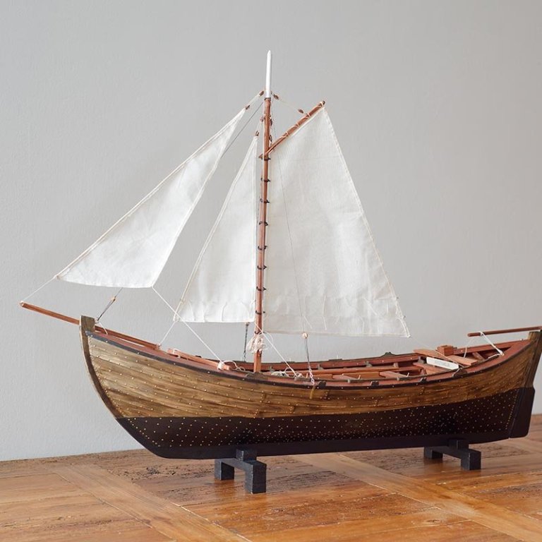 Líkan af vetrarskipinu Hyltingi. Það var upphaflega smíðað í Geldingaholti í Skagafirði, vestan Héraðsvatna, á seinni hluta 19. aldar, ekki er vitað nákvæmlega hvenær, en dregið þaðan á ís til sjávar, um 20 km leið. Það fórst nokkrum árum síðar. AÐSEND MYND