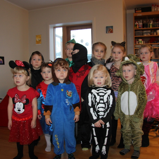 Börnin á Barnaborg á Hofsósi voru í hinum ýmsu gervum. Myndir:FE