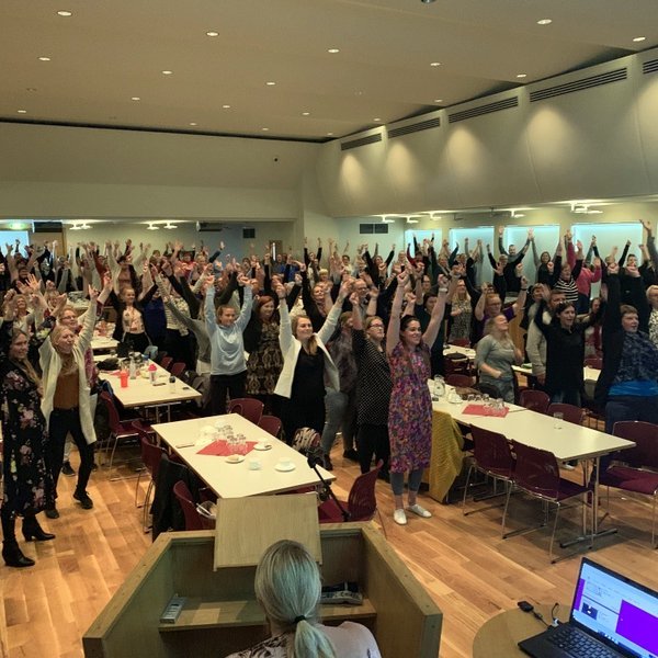 Morgunleikfimin tekin í heilsueflandi samfélagi. Mynd: Selma Barðdal.