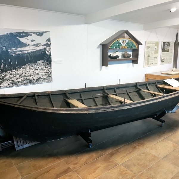 Bytta Björns „dasks“ í „nausti sínu“ á Byggðasafniniu. Mynd: Gunnar Rögnvaldsson.