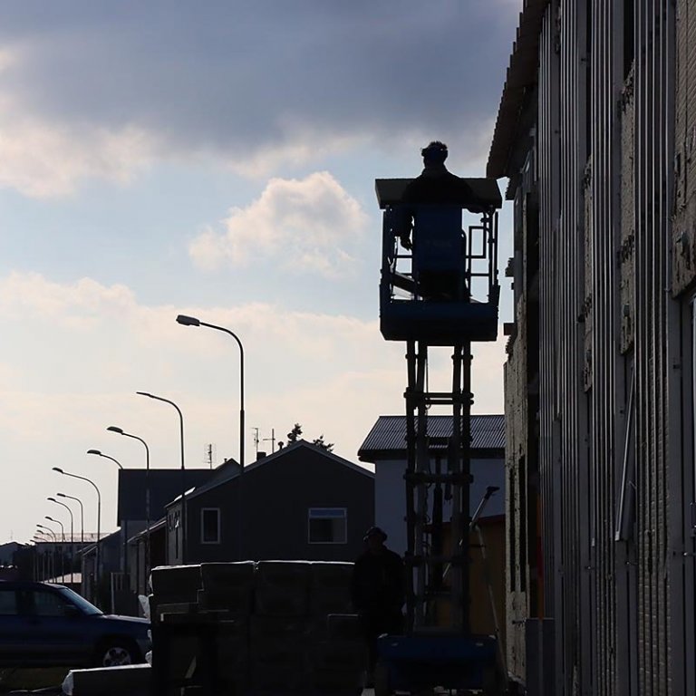 Unnið við gamla Pakkhúsið. MYNDIR: ÓAB