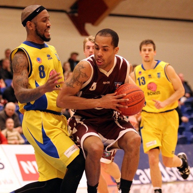 Fjölnismenn kipptu löppunum undan Stólunum