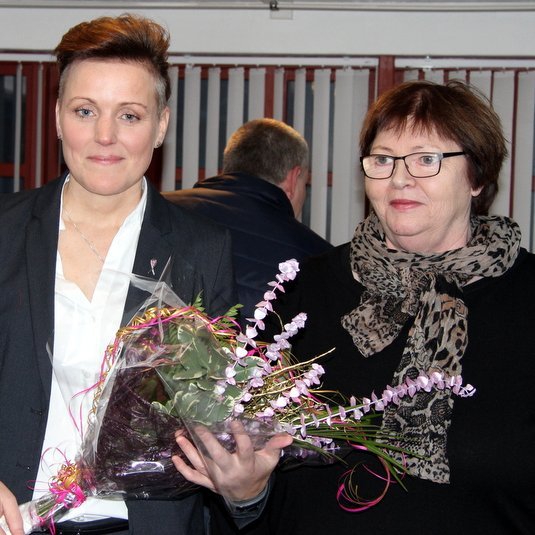 Erla Jónsdóttir eigandi Lausnamiða, og Sigríður Gestsdóttir starfsmaður. Mynd: PF.