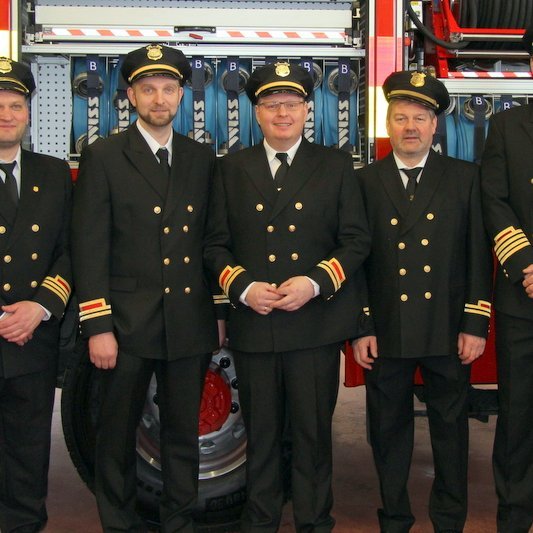 Þorlákur Snær Helgason varaslökkviliðsstjóri, Guðmundur R Guðmundsson slökkviliðs- og sjúkraflutningamaður, Hreiðar Örn Steinþórsson slökkviliðs- og sjúkraflutningamaður, Sigurbjörn Björnsson varðstjóri og Svavar Atli Birgisson slökkviliðsstjóri. Mynd: PF