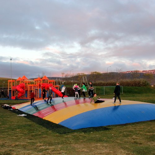 Ærslabelgir eru vinsæl leiktæki. Mynd:FE