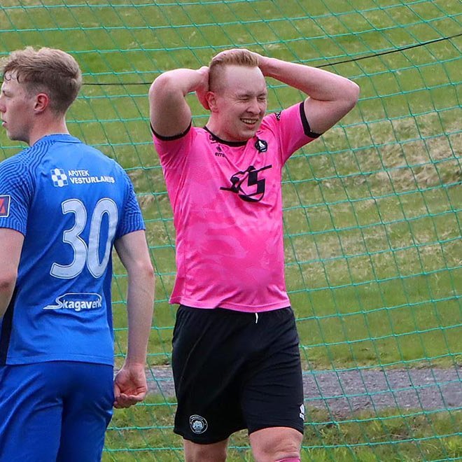 Ingvi Rafn eftir að hafa klikkað á dauðafæri á Sauðárkróksvelli fyrr í sumar. Hann klikkaði ekki mikið í dag og setti þrjú. MYND: ÓAB