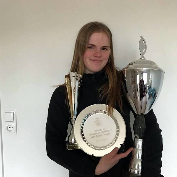 Íþróttamaður USAH, Ásdís Brynja Jónsdóttir. Mynd: Facebooksíða Hestamannafélagsins  Neista.