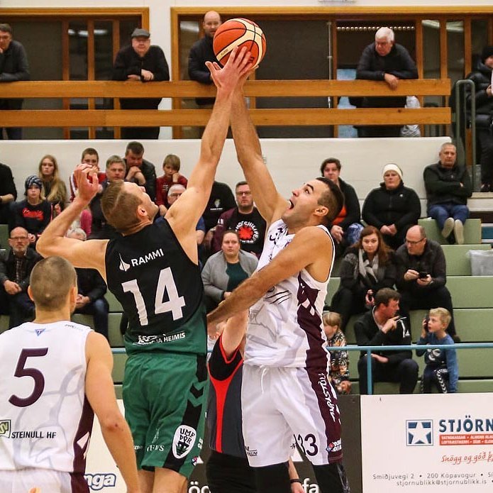 Antanas í leiknum gegn Þór Þorlákshöfn. MYND: HJALTI ÁRNA