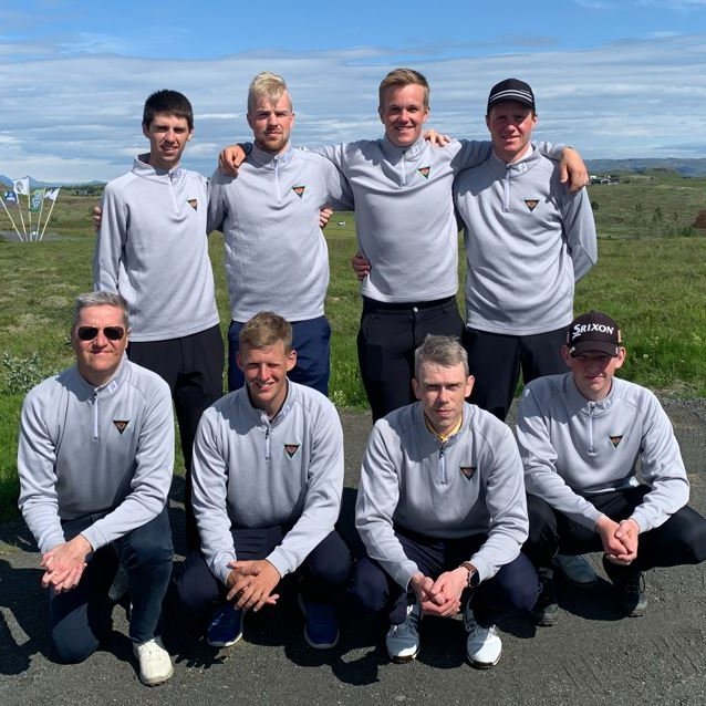 Karlasveit GSS á íslandsmóti Golfklúbba í 2. deild. Mynd: Hjört