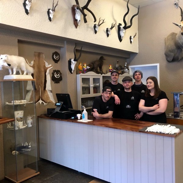 Starfsfólk Stá ehf. sem sér um matreiðslu fyrir leikskólann Ársali og Árskóla á Sauðarkróki. Mynd: FB KK restaurant.