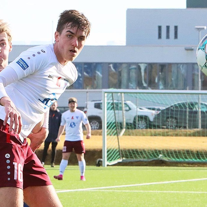 Konni fær boltann á móti liði KF á dögunum. MYND: ÓAB