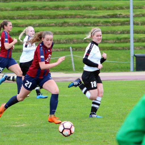 Krista Sól Nielsen skoraði fyrsta mark Tindastóls í gær. Mynd: PF.