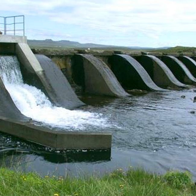 Stífla Laxárvatnsvirkjunar í Austur-Húnavatnssýslu. MYND AF VEF RARIK