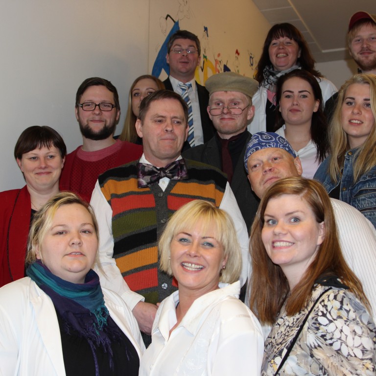 Leikhópurinn sem tók þátt í Sæluvikustykkinu í fyrra, Barið í brestina. Mynd: KSE