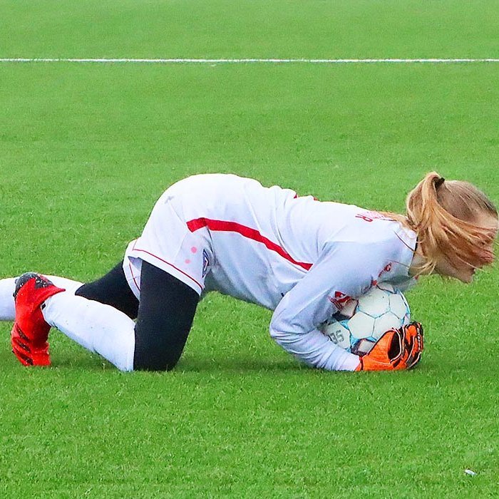 Lilla handsamar boltann í leik með sameinuðu liði Tindastóls/Hvatar/Kormáks í vor. MYND: ÓAB