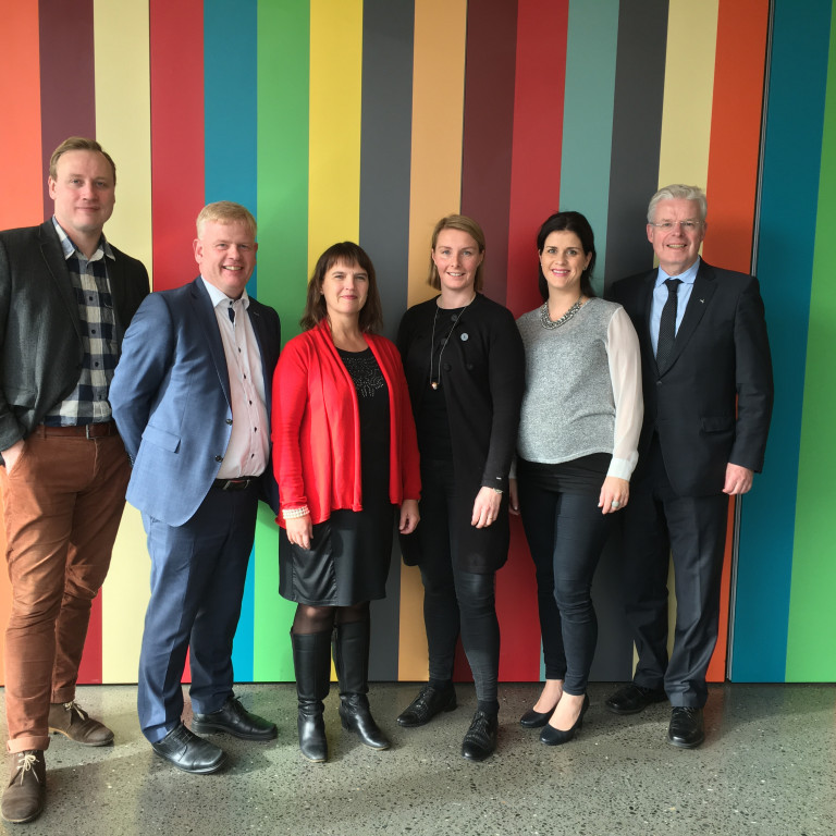 Efstu menn Sjálfstæðisflokks í NV-kjördæmi ásamt heiðursseta listans.