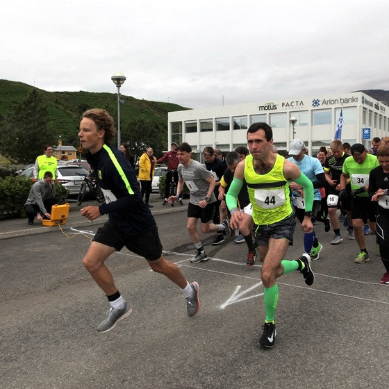 Frá götuhlaupi í gær. Mynd: Landsmotid.is