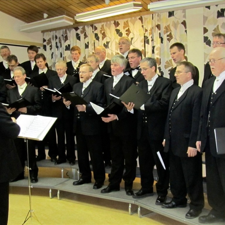 Jólatónleikum og jólaballi frestað