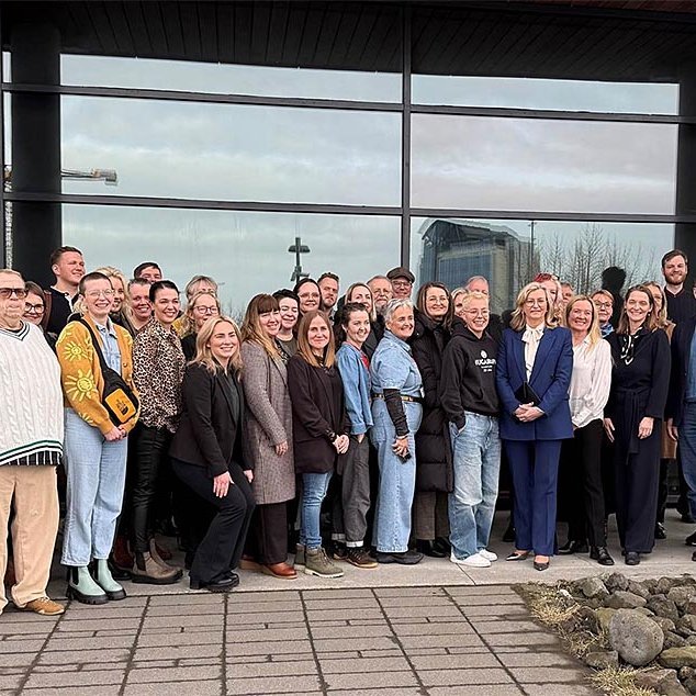 Ráðherra ásamt þeim sem hlutu styrk úr Lýðheilsusjóði 2025. MYND: STJÓRNARRÁÐIÐ.iS