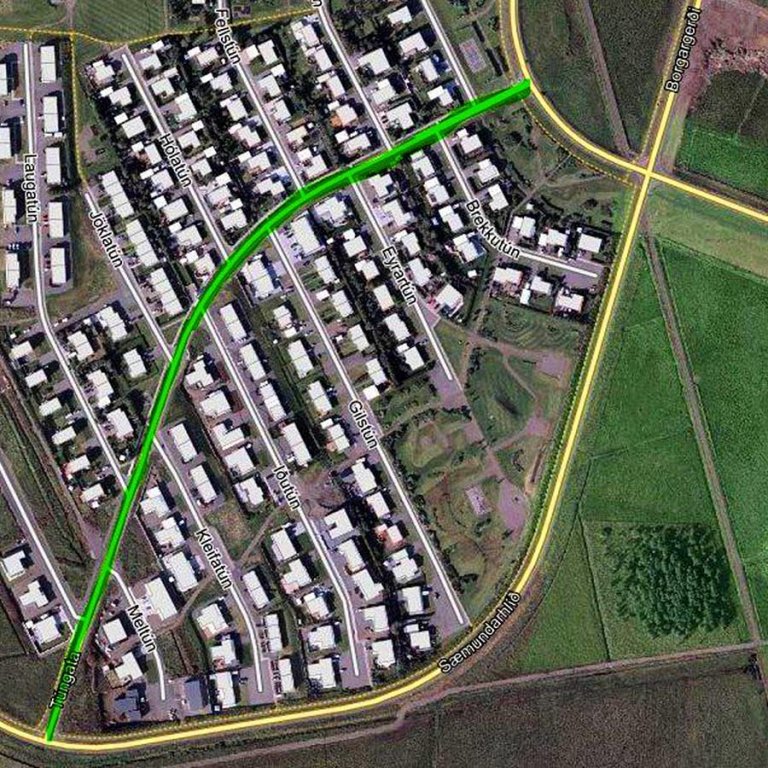 Það er græna gatan sem verður malibikuð. MYND AF SKAGAFÖRÐUR.IS