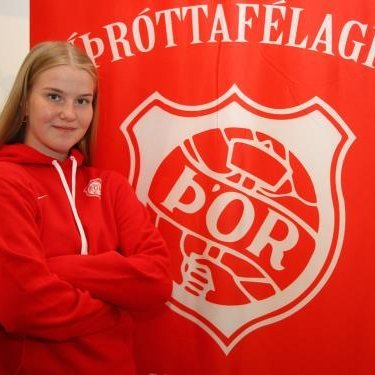 Marín Lind við undirritunina. Mynd: Þór Akureyri.