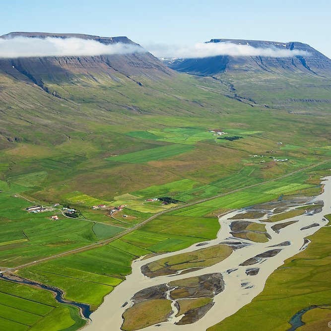Séð yfir Héraðsvötn og Akratorfuna. Mynd: Mats Wibe Lund