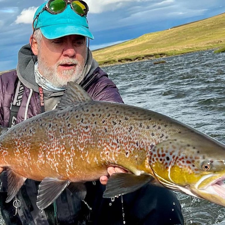 Stebbi Lísu með einn yfir meðallagi (!) í Miðfjarðará í fyrra. MYND AÐSEND