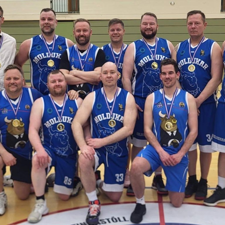 Meistarar Molduxa helsáttir að móti loknu. MYND AF SÍÐU MOLDUXA