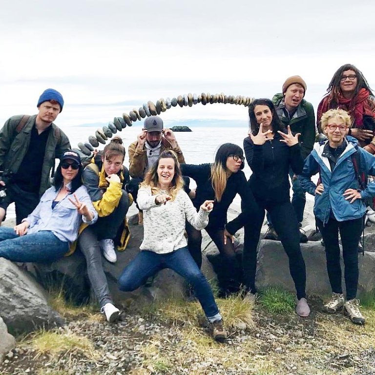 Listafólkið lífgar upp á mannlífið á Skagaströnd allt árið um kring, Hér er hópur listafólks sem dvaldi á Nesi 2021. MYND: NES