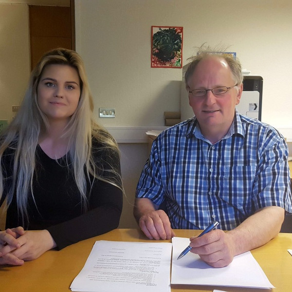 Ragnhildur Haraldsdóttir og Jón Gíslason