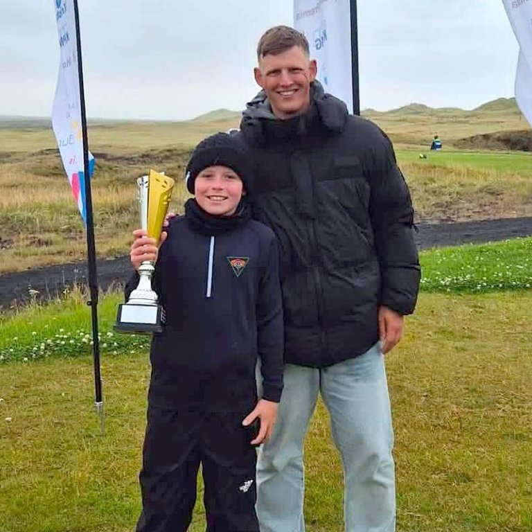 Ólafur Bjarni ásamt Atla þjálfara. MYND AÐSEND